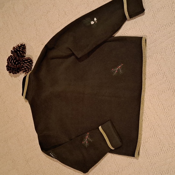 Christopher & Banks - Picture 2 of 2